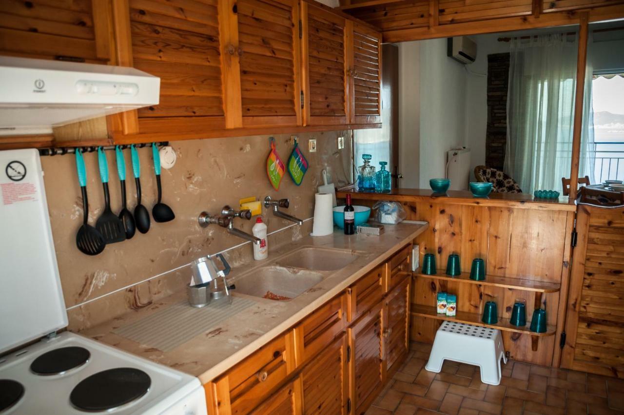 Paradise View Apartment ปาเลออน ซิฟลิคิออน ภายนอก รูปภาพ
